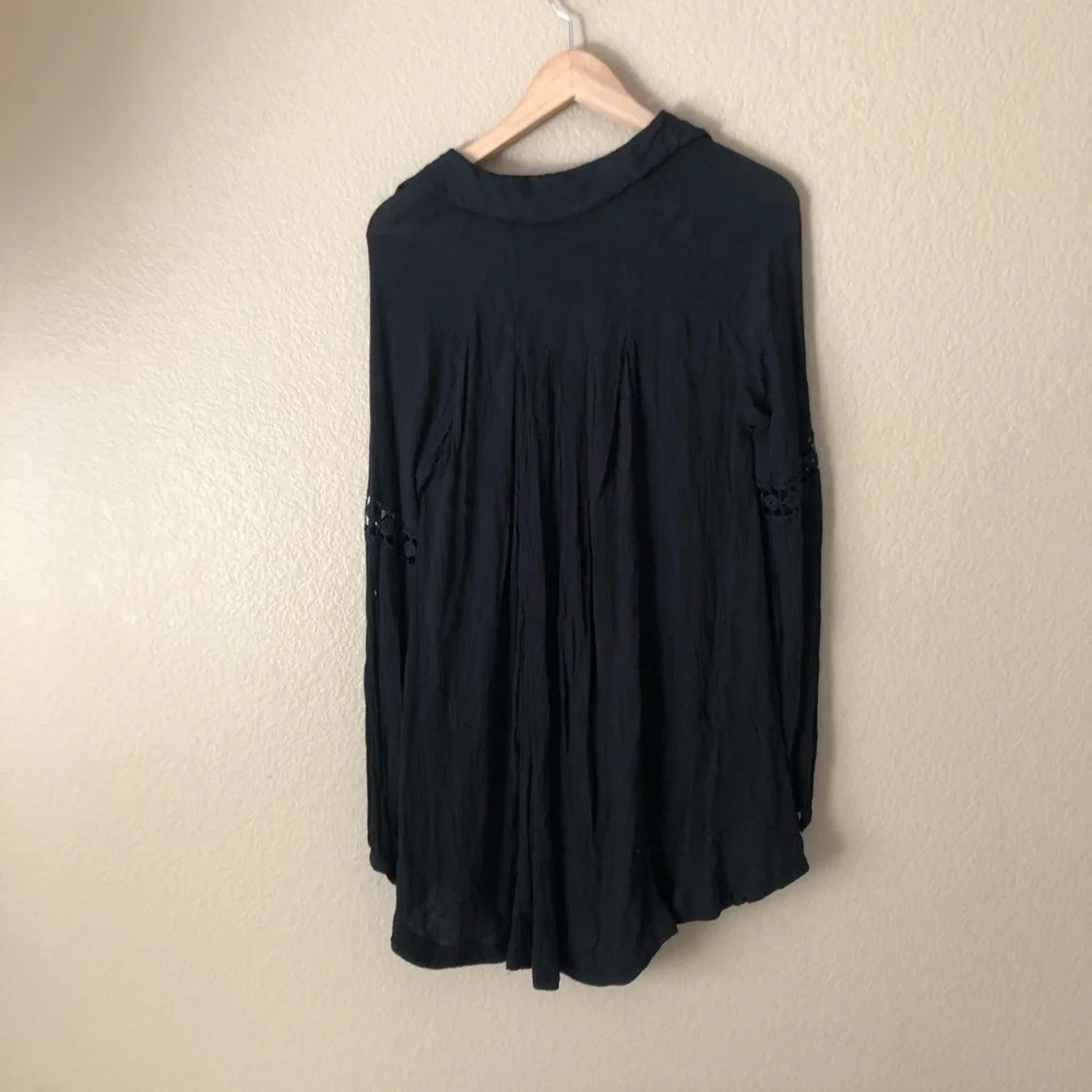 Free People skin flashing